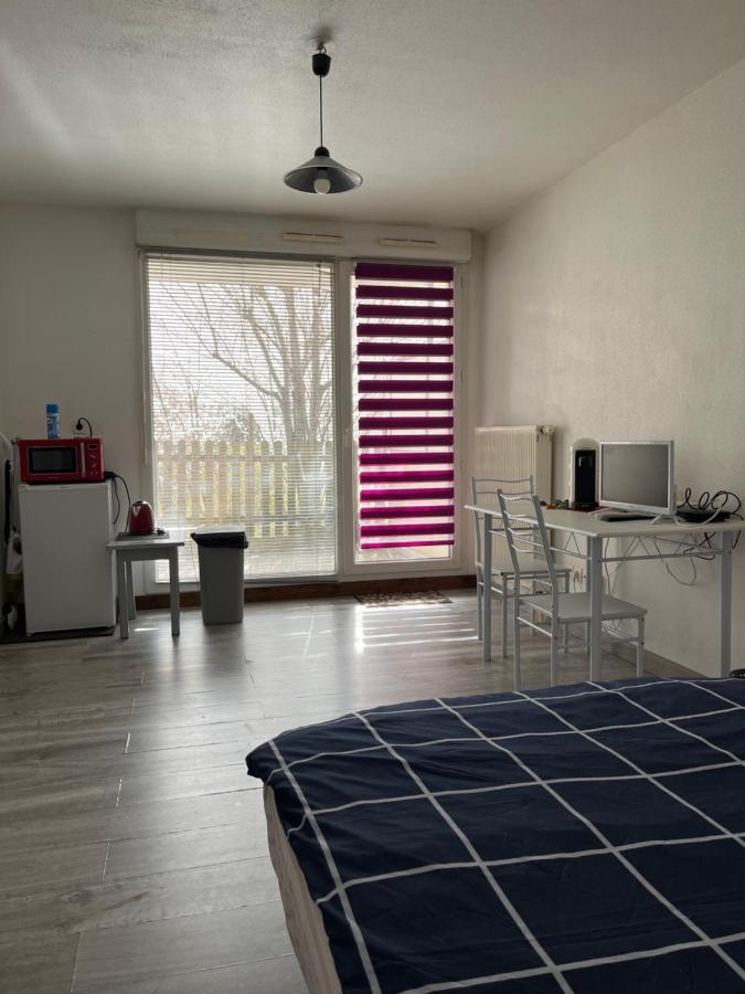 Logement Type Studio 1 Piece Proche Zenith Straatsburg Buitenkant foto