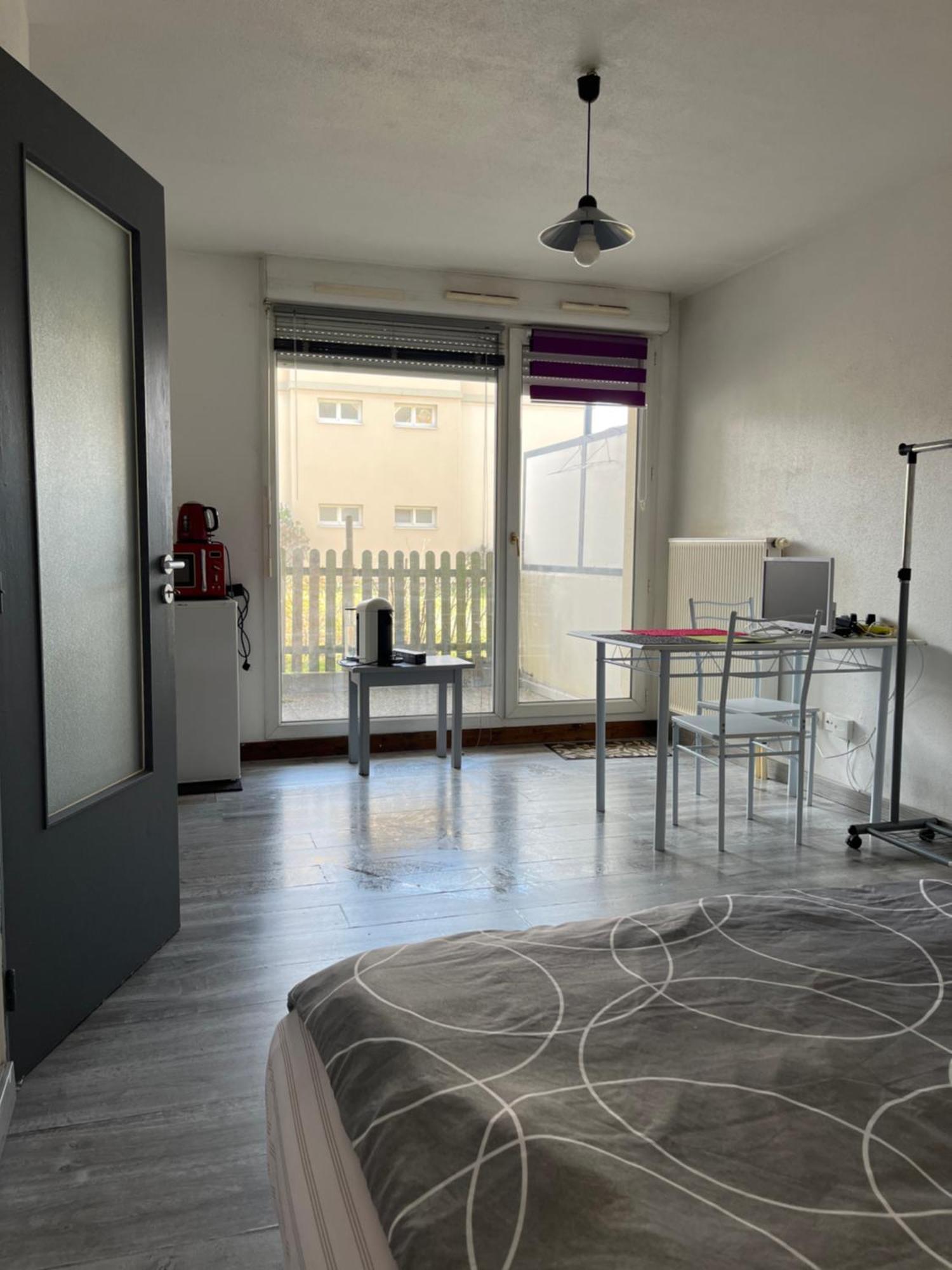 Logement Type Studio 1 Piece Proche Zenith Straatsburg Buitenkant foto